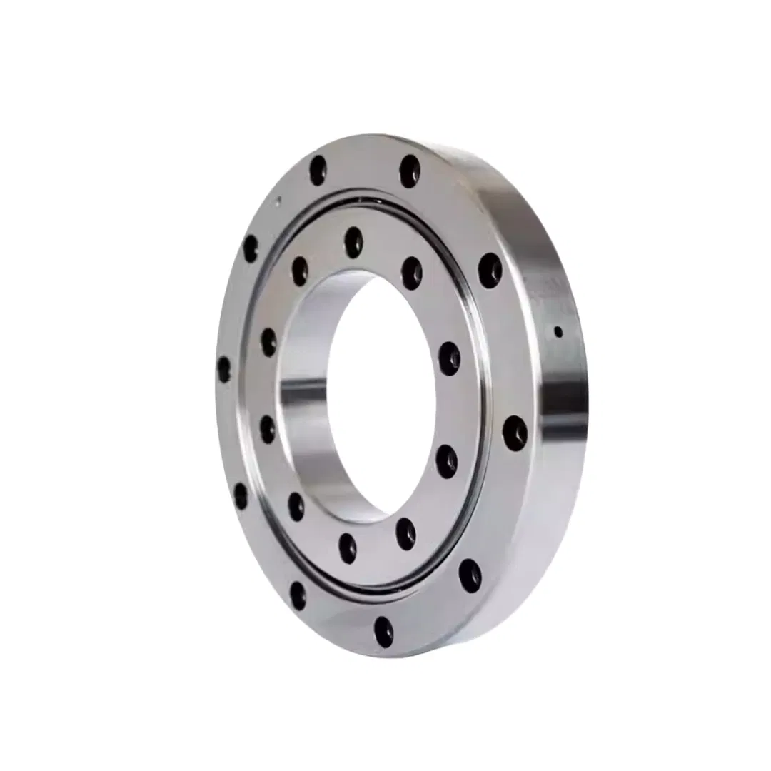 High Quality Cross Roller Bearing Crbtf105at Crbtf205at Crbtf305at Crbtf405at P4 P5 Cylindrical Cross Roller Bearing pictures & photos