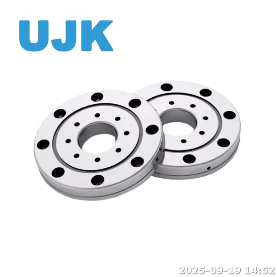 Customized High Precision Ru85 P2 Ru124 Cross Roller Bearing Ru178 for Robots pictures & photos
