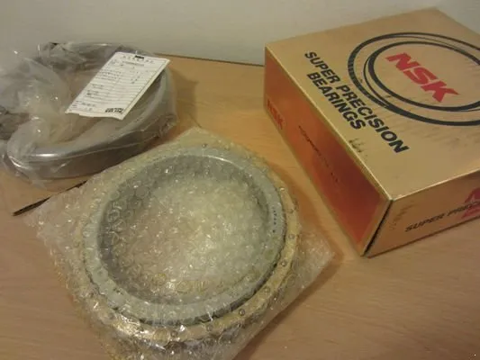Ujk NSK Deep Groove Ball Bearings 6203 17X40X12mm - Used for Motor Auto Pumps pictures & photos