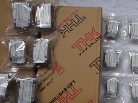 THK Cross Roller Bearing Re8016 Re9016 Re10016 Re10020 Re11012 Re11015 Ra5008 Ra9008 Ra10008 Ra12008 Slim Needle Bearing Ring pictures & photos
