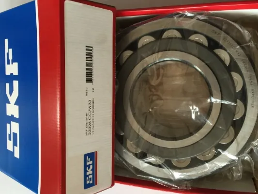 S K F 22215e 22209 22210 22212 22213 22214 22215 22216 Roller Bearing 22215 Spherical Roller Bearing 22215 E pictures & photos