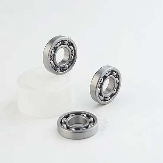 Miniature Ball Bearings 626 2z R2zz 605z R4az 681zz 6200lu 63800 2RS 6X13X5 638 2RS 629 3X10X4 6X10X3 600 2RS Mr62zz E2 684 Zz 635z 6700zz Bearing pictures & photos