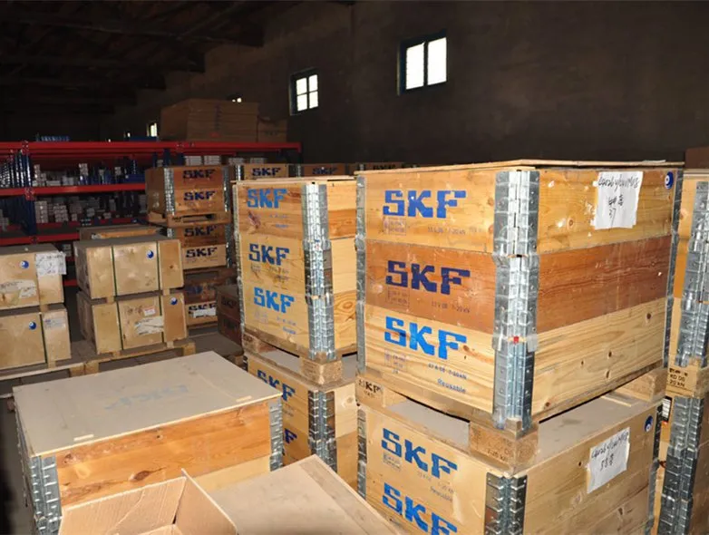 Japan Original NSK Deep Groove Ball Bearing 6201 6202 6203 6204 6205 2RS Zz C3 Bearing Price List Wholesale Bearing Manufacturer pictures & photos