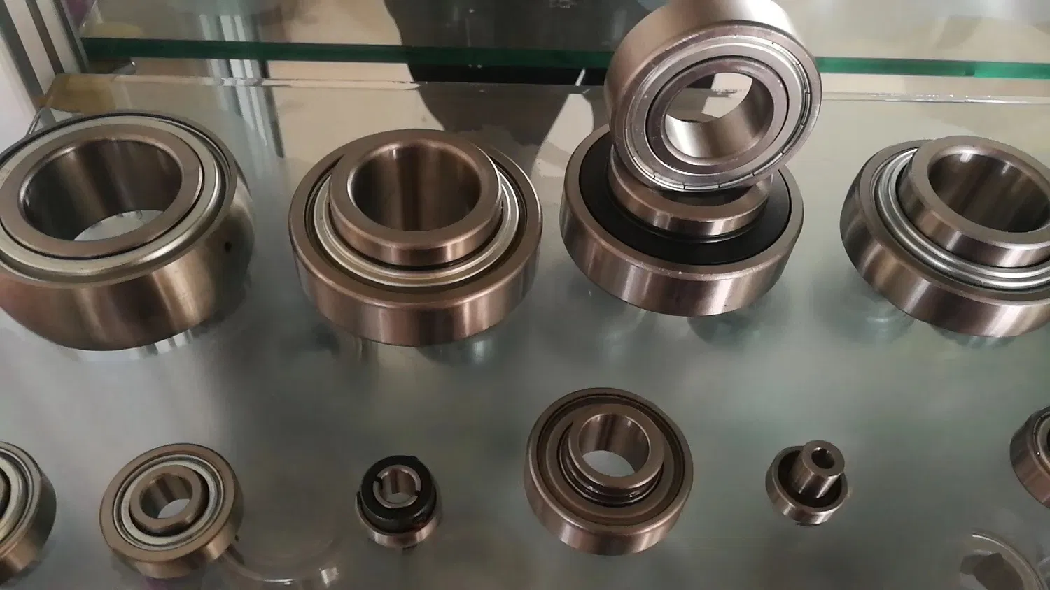Agriculture Bearings 202npp9 202krr7 203npp9 P204rr6 204rr7 204rr6 W210PP8 W210PP2 W211PP2 W214PP2 Gw210PP3 Gw211PP2 Gw214PP2 pictures & photos