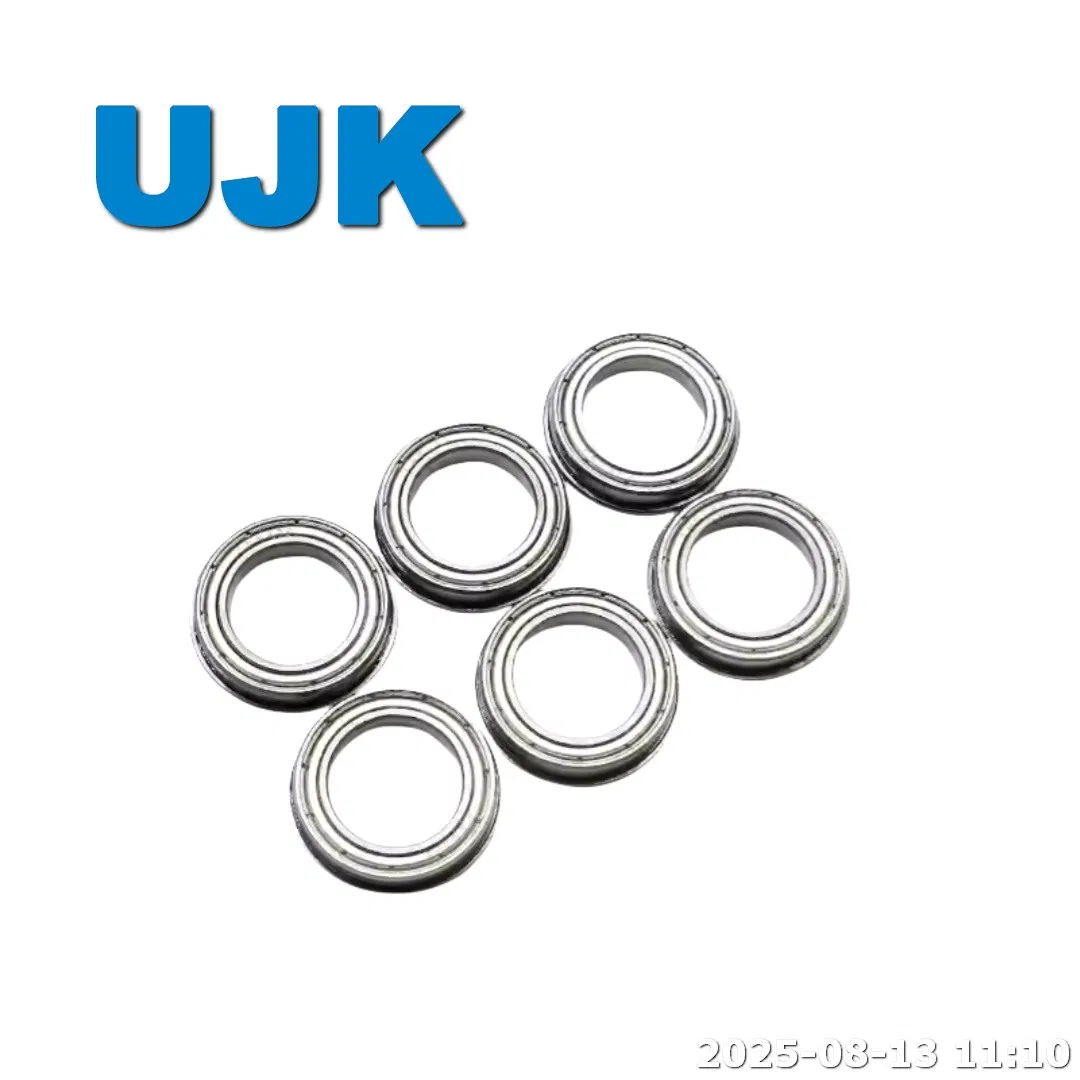 Waterproof Flange Bearings F624zz Open 4X13X15X5X1 F624zz Zz 4X13X15X5X1 for Conveyor Belt Edge Guides Indexing Table Locating Pins pictures & photos
